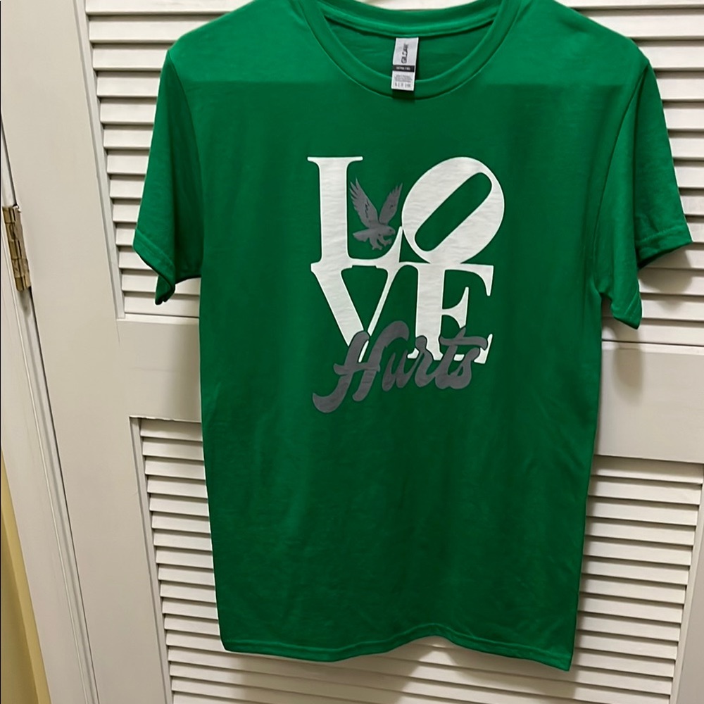 Green Eagles Graphic T-Shirt with Love Print